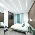New Luxury Couette-café