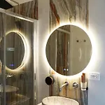 New Luxury Couette-café
