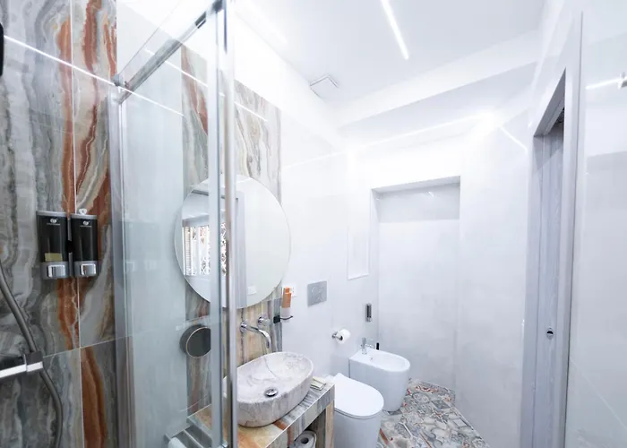 New Luxury Roma