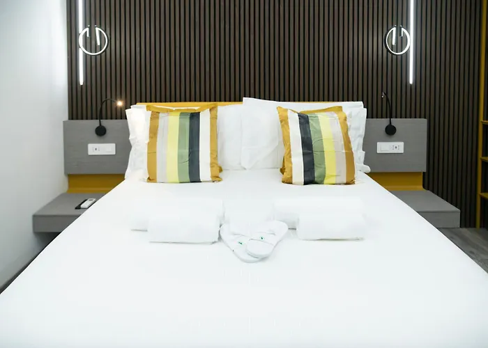 New Luxury Roma