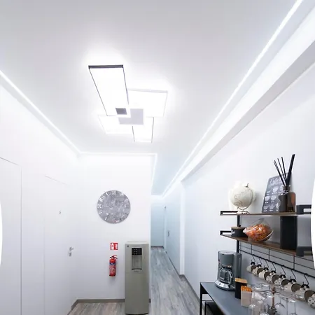 New Luxury 住宿加早餐酒店
