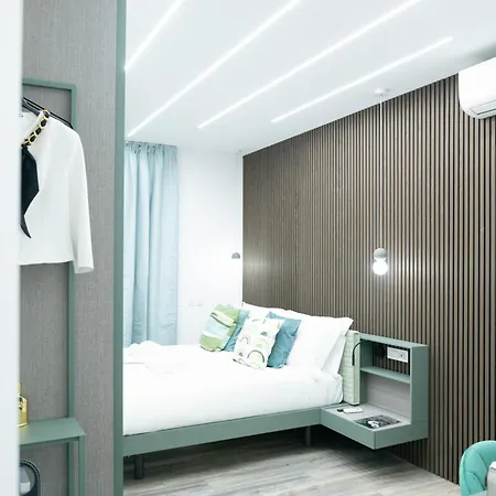 New Luxury * Roma